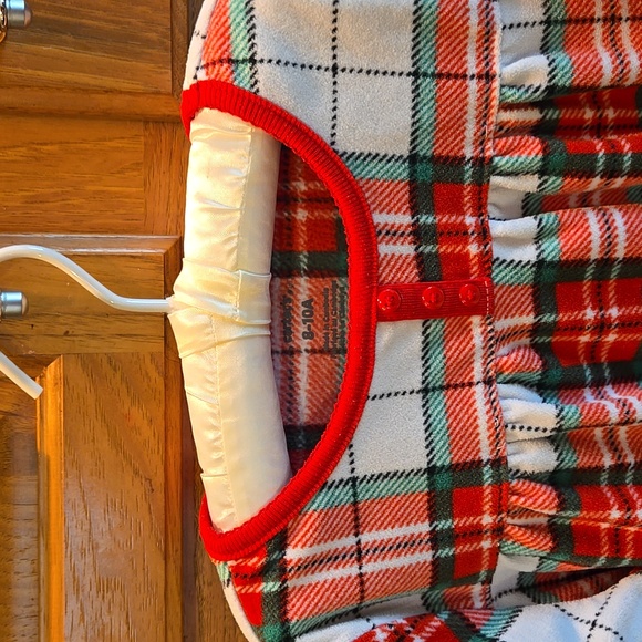 Girl's Carter's Plaid Christmas Granny Nightgown - Picture 10 of 13